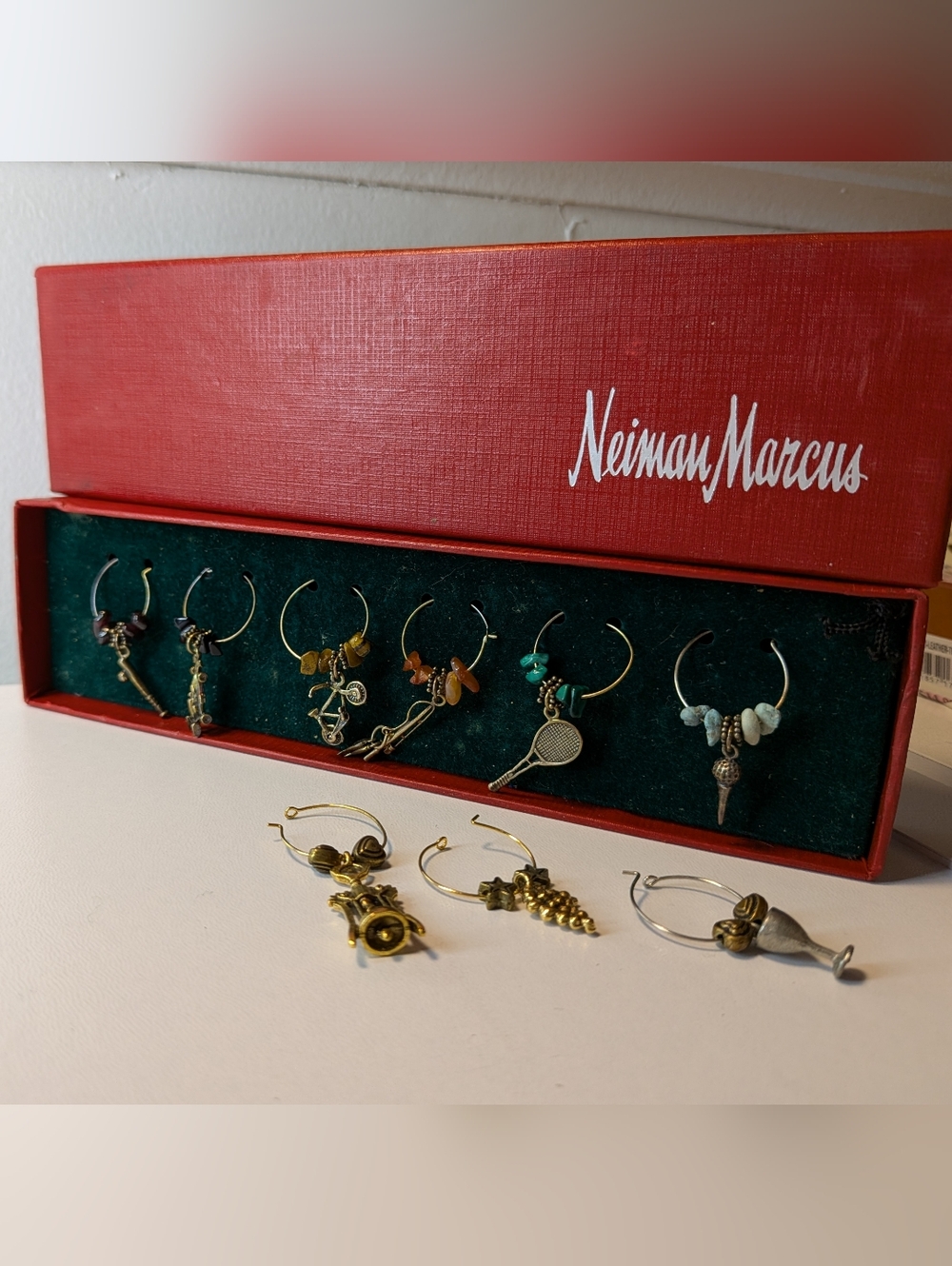 VTG Neiman Marcus Wine Charms Set of 9 Leisure Sports & Bar Theme